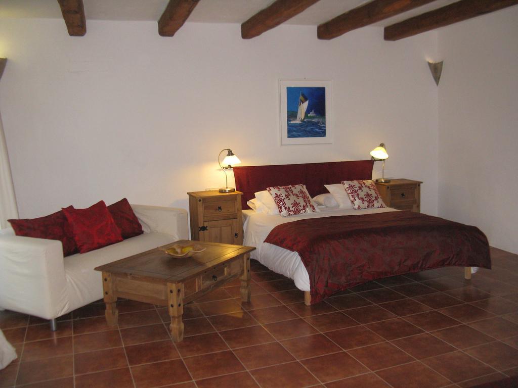 Hotel Mas Pelegri Serinya Room photo